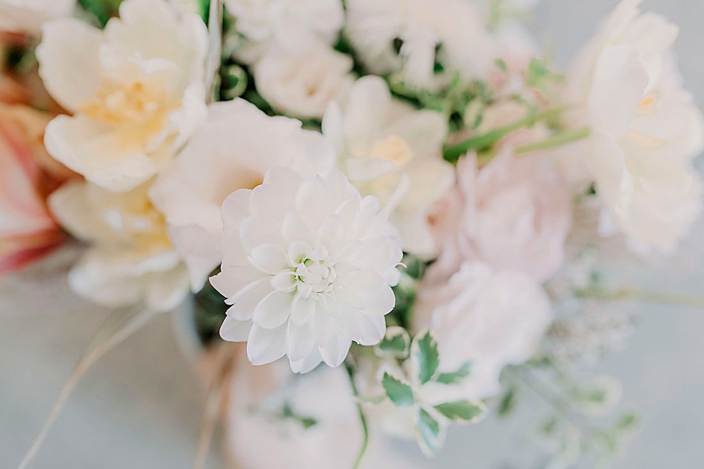 Bridal bouquet & handheld florals